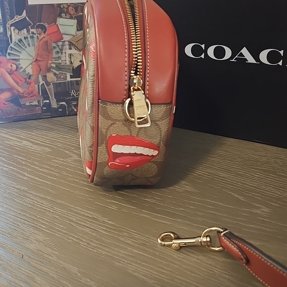 Coach Rare Collectible X Tom Wesselman Jamie Camera Bag - Picture 2 of 14